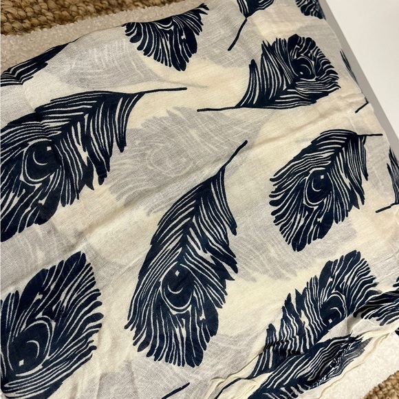 Anthropologie Lulla by Bindya Scarf - Picture 3 of 7